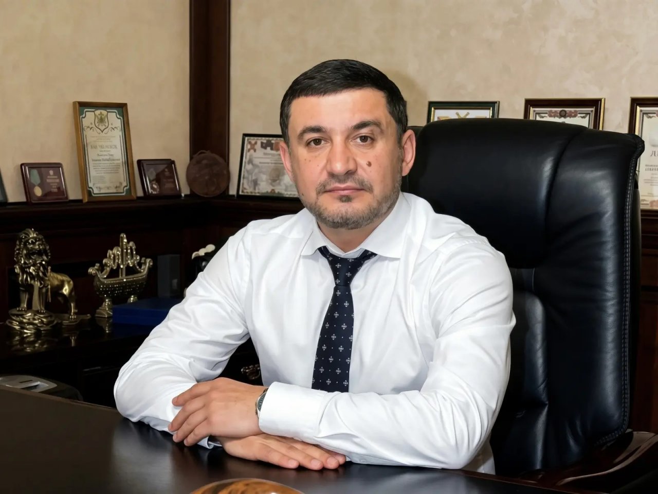 Аллахвердиев Эльман Раджабалиевич Глава МР 