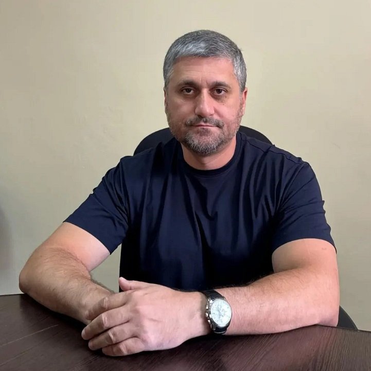 Магомедов Ренат Меликович Помощник Главы Администрации МР Дербентский район